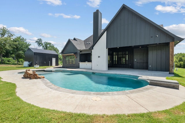 521 Echo Glade Ct, Azle, TX 76020 - view of pool featuring a patio area, a pool with connected hot tub, and an outdoor structure