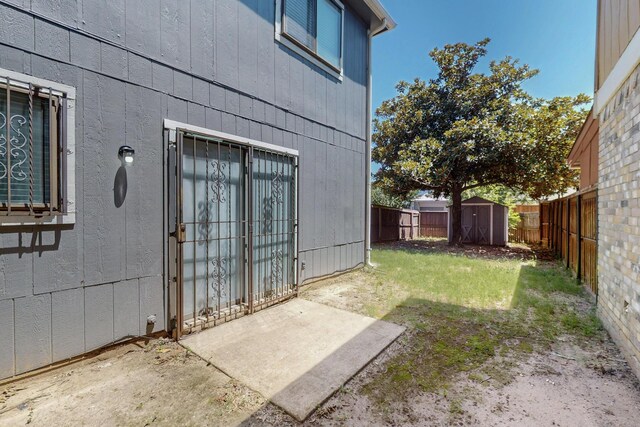 10320 Wood Heights Dr, Dallas, TX 75227 - doorway to property