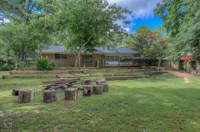 613 Pine Cone Dr, Haughton, LA 71037 - view of yard