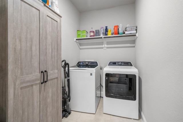 332 Augusta Ct, Oak Point, TX 75068 - laundry room featuring washing machine and clothes dryer and tile patterned flooring