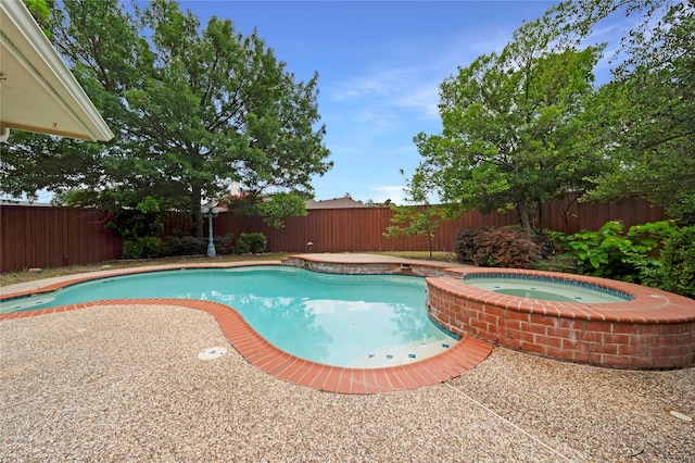 8201 Fountain Ridge Dr, Plano, TX 75025 - view of swimming pool featuring a fenced backyard, an in-ground hot tub, and a patio