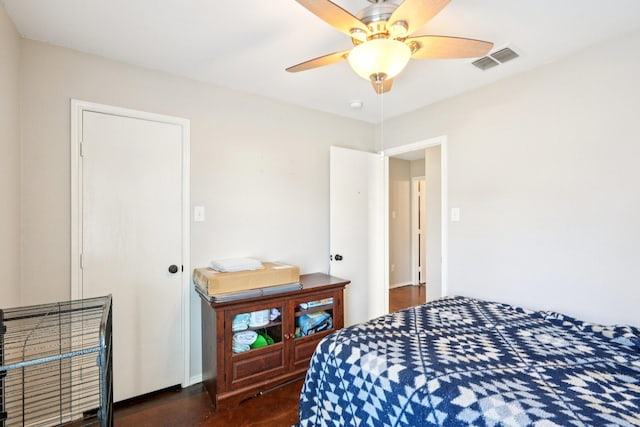 6724 Meadow Way Ln, Fort Worth, TX 76179 - bedroom featuring a ceiling fan