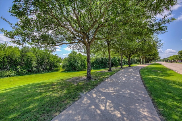 1015 Midnight Pass, Rockwall, TX 75087 - view of property's community featuring a lawn