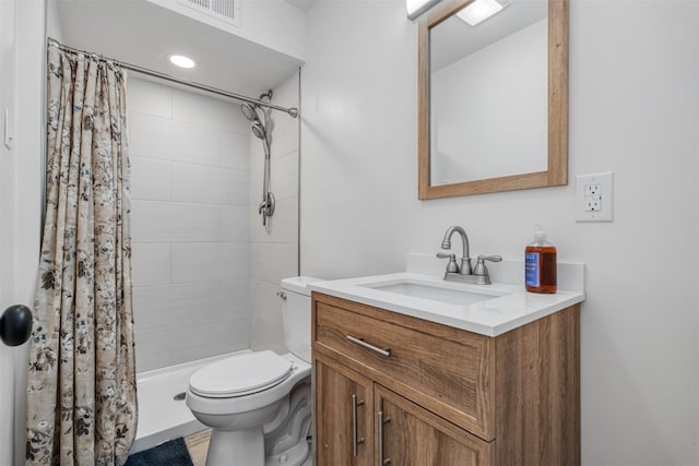 1030 W Five Mile Pkwy, Dallas, TX 75224 - bathroom featuring vanity and a tile shower
