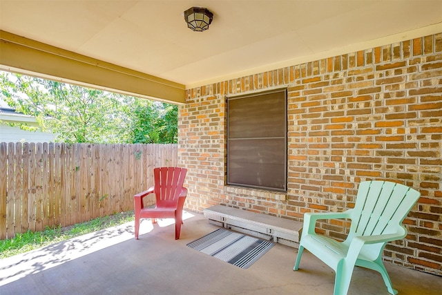 321 E Hampton Rd, Crowley, TX 76036 - view of patio / terrace