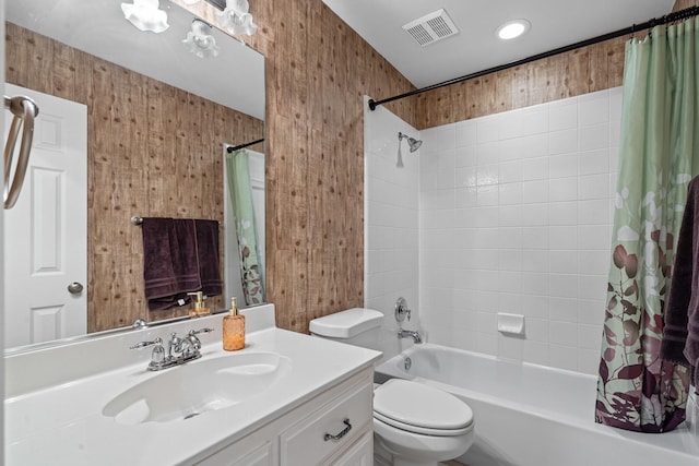 1904 Yarmouth Ct, Mansfield, TX 76063 - bathroom with vanity, shower / bath combo with shower curtain, and recessed lighting