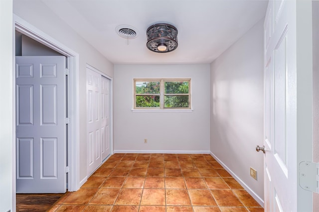 5912 Whitman Ave, Fort Worth, TX 76133 - unfurnished bedroom with baseboards and a closet
