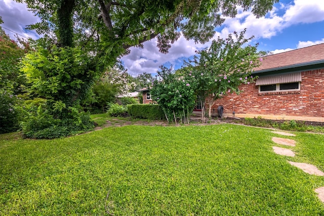 5912 Whitman Ave, Fort Worth, TX 76133 - view of green lawn