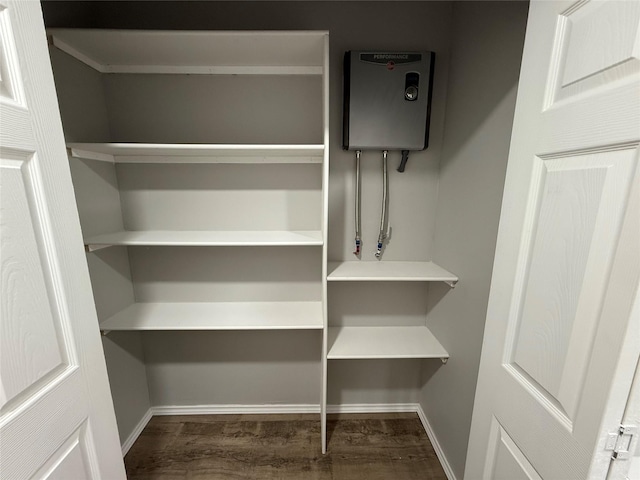 5506 Urbanview St, Sansom Park, TX 76114 - view of closet