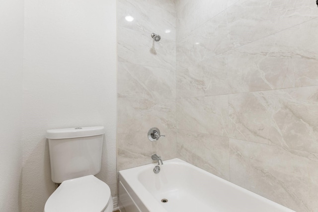 6325 Brookhaven Trl, Fort Worth, TX 76133 - full bath with toilet