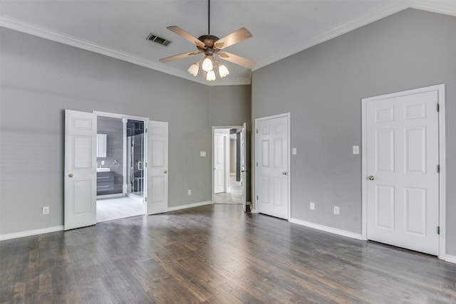 6111 Pinwood Cir, Arlington, TX 76001 - unfurnished bedroom with high vaulted ceiling, dark wood-style floors, crown molding, ceiling fan, and ensuite bath
