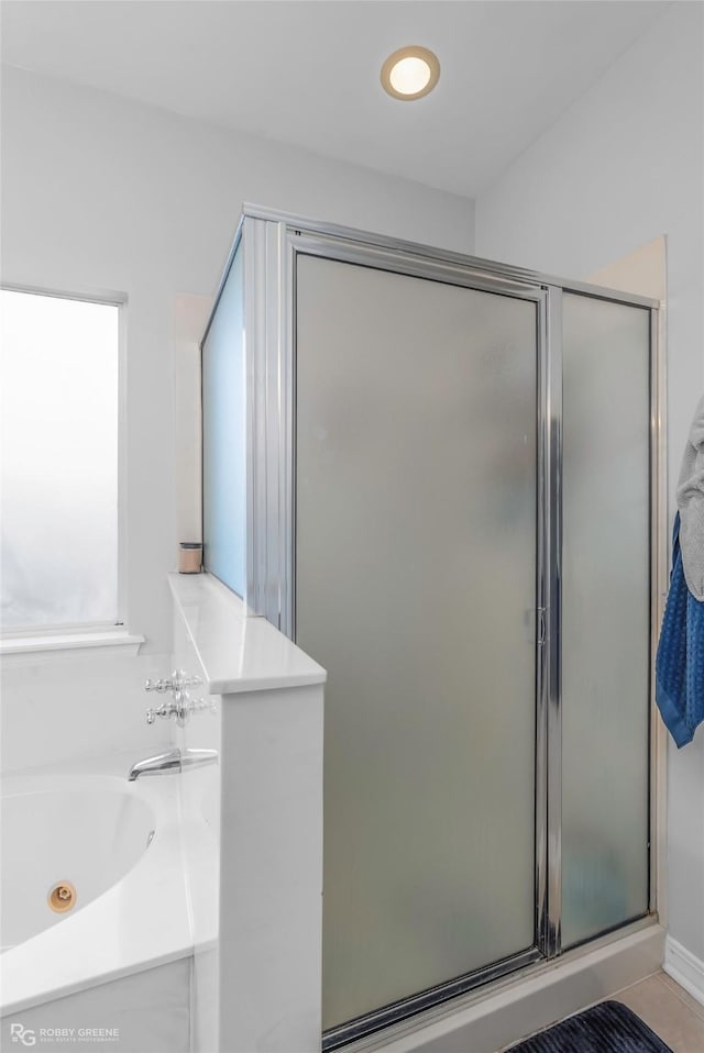 118 Otto Ln, Shreveport, LA 71105 - full bath with a stall shower and a tub with jets