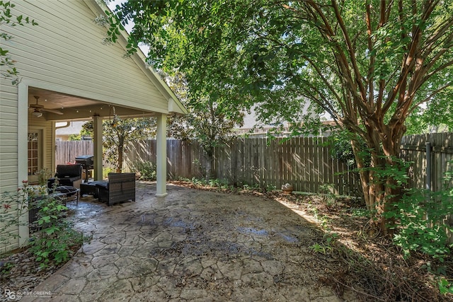 118 Otto Ln, Shreveport, LA 71105 - fenced backyard featuring a patio