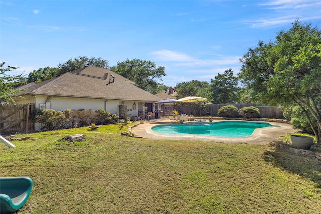1605 Lamberth Cir, Sherman, TX 75092 - view of swimming pool featuring a fenced backyard and a patio