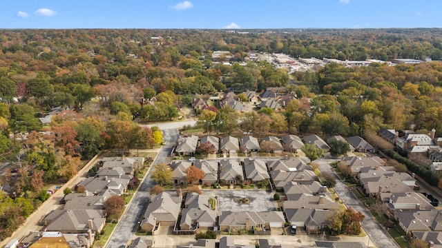 505 Buckingham Pl, Tyler, TX 75701 - view of property location featuring nearby suburban area and a heavily wooded area