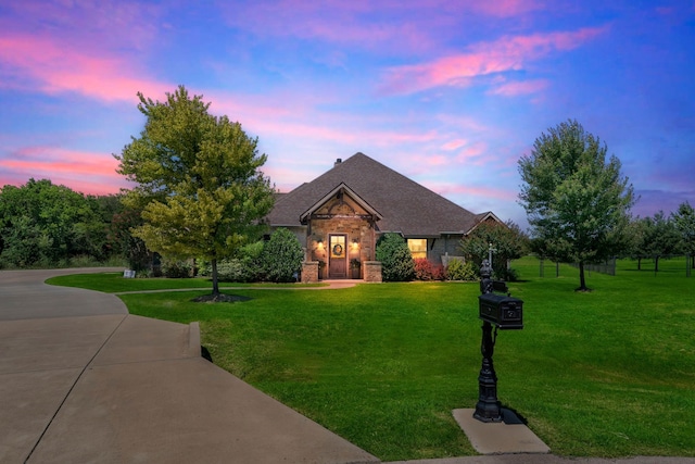 210 Walker Ct N, Waxahachie, TX 75167 - view of front facade featuring a front yard and stone siding