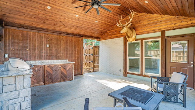 1031 Oak Hurst Dr, Grapevine, TX 76051 - view of patio / terrace featuring area for grilling and a ceiling fan