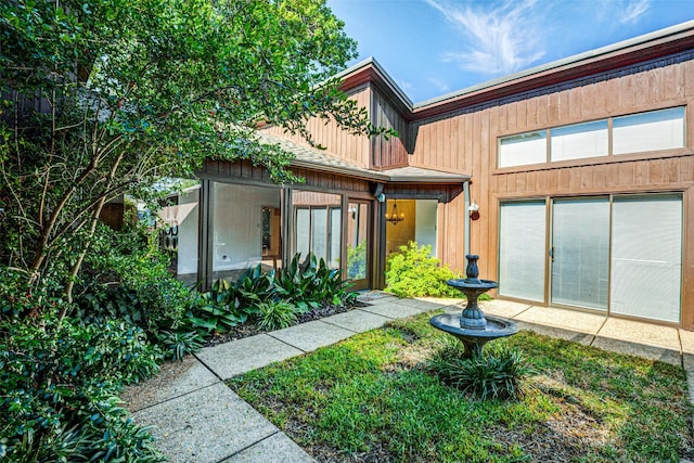 1705 Yorkshire Dr, Richardson, TX 75082 - view of front of house with a patio