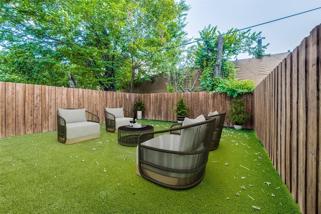 1521 N Haskell Ave, Dallas, TX 75204 - view of fenced backyard