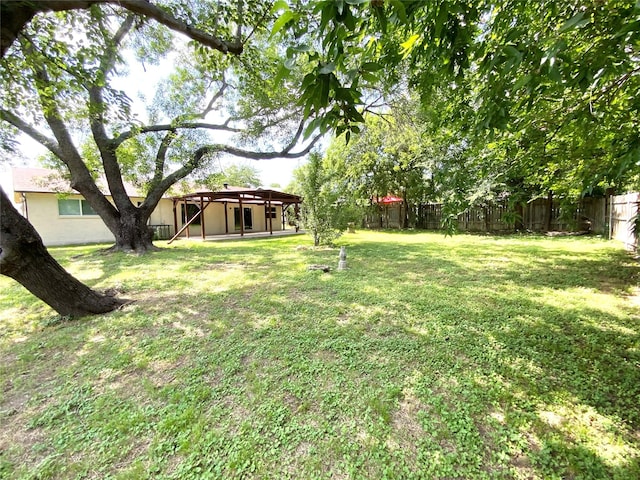 6509 Woodway Dr, Fort Worth, TX 76133 - fenced backyard featuring a patio area