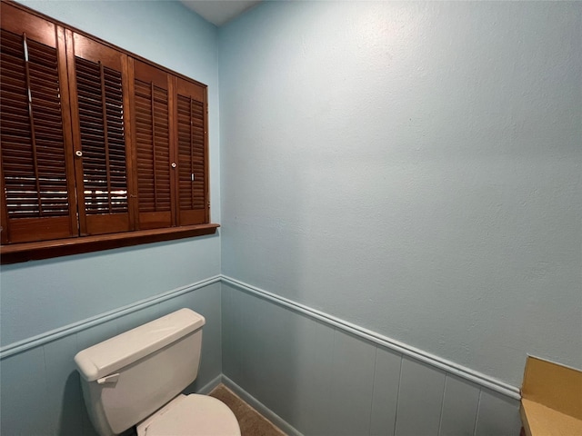 1726 Crescent Dr, Sherman, TX 75092 - bathroom with toilet