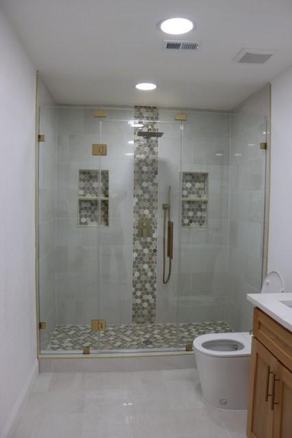 129 Oak Trl, Burleson, TX 76028 - bathroom featuring vanity and a shower stall