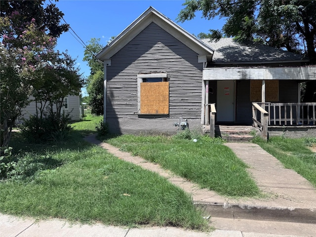 410 Cliff St, Fort Worth, TX 76164 - view of front facade with covered porch