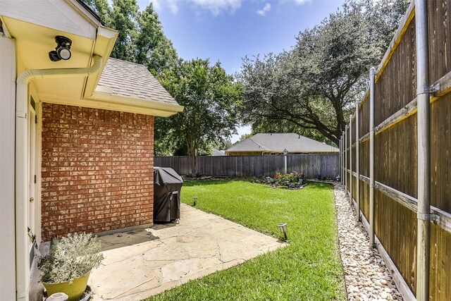 120 Driftwood Ln, Waxahachie, TX 75165 - fenced backyard with a patio area