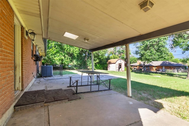 5624 Waltham Ave, Fort Worth, TX 76133 - view of patio / terrace with a shed