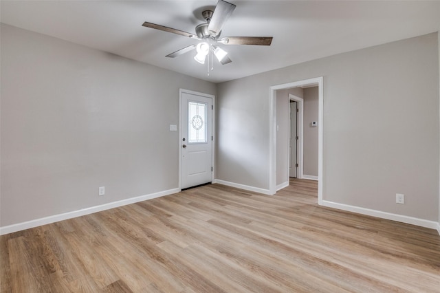 1712 Arbor Ln, Arlington, TX 76010 - entryway with a ceiling fan and light wood finished floors