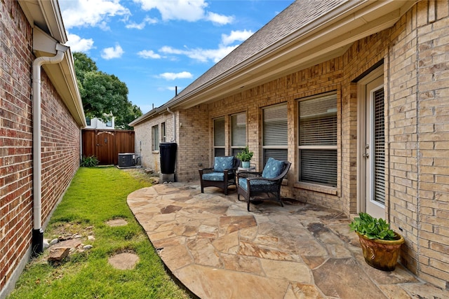 7064 Dreammaker Way, Frisco, TX 75035 - fenced backyard with a patio