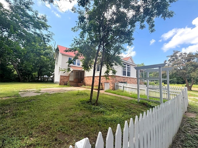 1915 N Jackson St, Palestine, TX 75803 - view of yard with entry steps