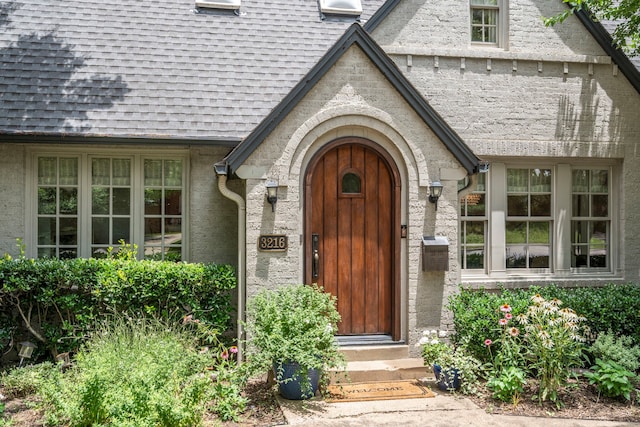 3216 Lovers Ln, University Park, TX 75225 - property entrance featuring a shingled roof