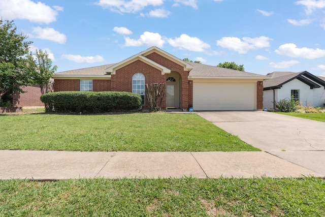 808 Elbe Dr, Arlington, TX 76001 - single story home with brick siding, an attached garage, driveway, and a front yard