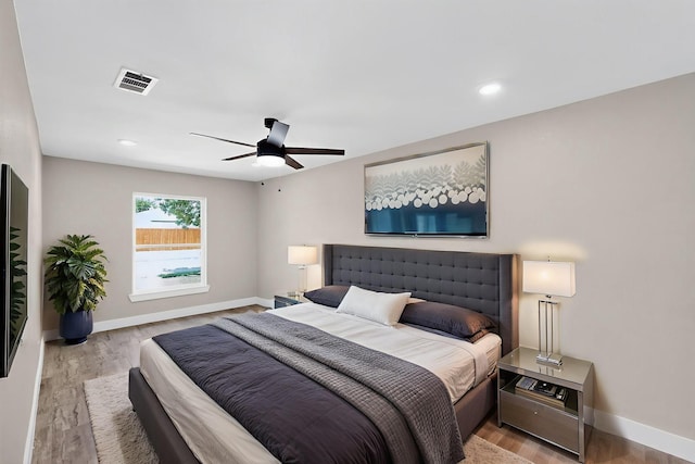 5612 Meadow Nest Dr, Dallas, TX 75236 - bedroom featuring wood finished floors, ceiling fan, and recessed lighting