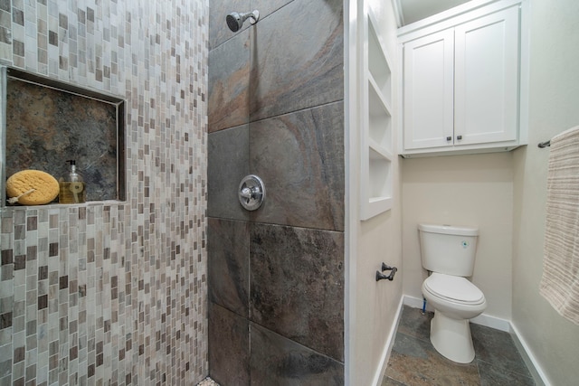 1504 E Rosedale St, Fort Worth, TX 76104 - full bathroom featuring a tile shower and stone finish flooring