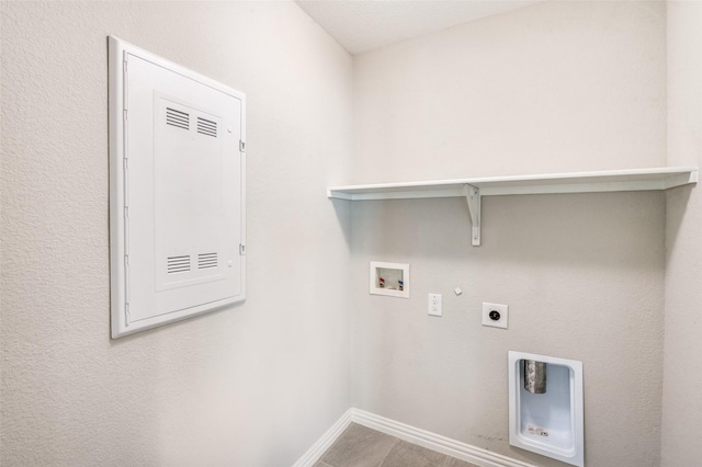 2111 Bentwater Ln, Frisco, TX 75036 - washroom with hookup for a washing machine, electric dryer hookup, and hookup for a gas dryer