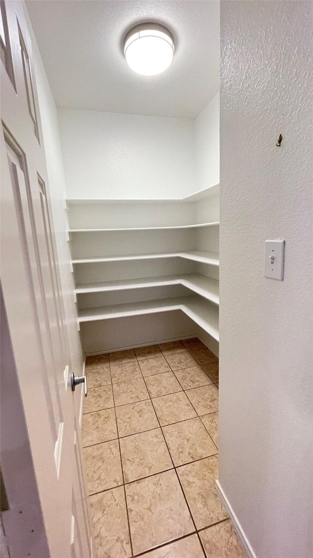 7811 Corona Ct, Arlington, TX 76002 - view of storage area