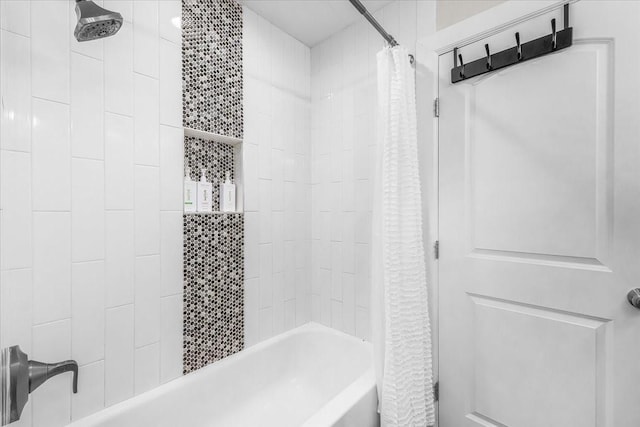 612 W Park Ave, Weatherford, TX 76086 - bathroom with shower / bath combo