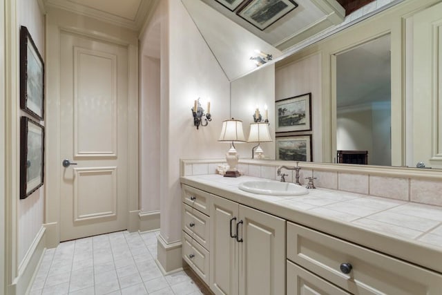 3048 Concord Pl, Tyler, TX 75701 - bathroom featuring vanity, crown molding, and a tub