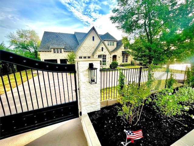 320 W Highland St, Southlake, TX 76092 - view of gate