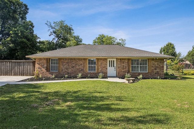 321 Malero Dr, Grand Prairie, TX 75051 - ranch-style home with brick siding