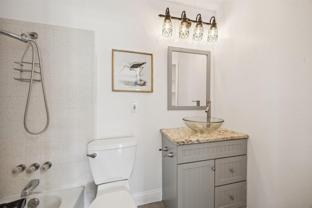321 Malero Dr, Grand Prairie, TX 75051 - bathroom with vanity and shower / tub combination