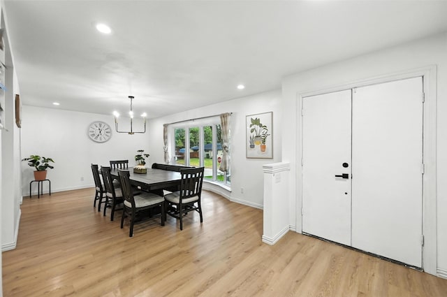 336 Davis Dr, Desoto, TX 75115 - dining room featuring light wood finished floors, recessed lighting, and a chandelier