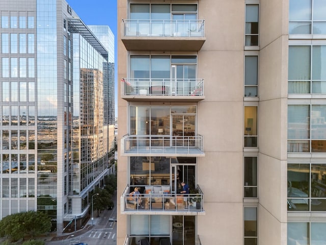 2200 Victory Ave Unit 1105, Dallas, TX 75219 - view of apartment building / complex