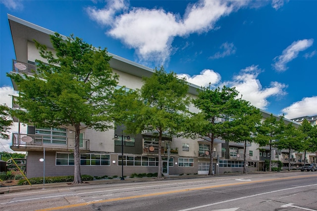 1111 S Akard St Unit 310, Dallas, TX 75215 - view of property