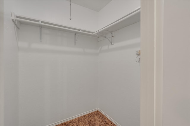 6516 Cliffside Dr, Edgecliff Village, TX 76134 - spacious closet featuring dark carpet