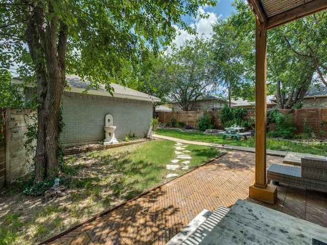 2719 W 12th St, Dallas, TX 75211 - view of fenced backyard