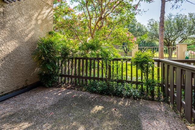 4505 N O Connor Rd Unit 1125, Irving, TX 75062 - view of patio