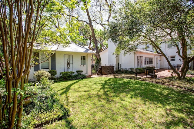 6224 Curzon Ave, Fort Worth, TX 76116 - view of front of home with a patio area and brick siding